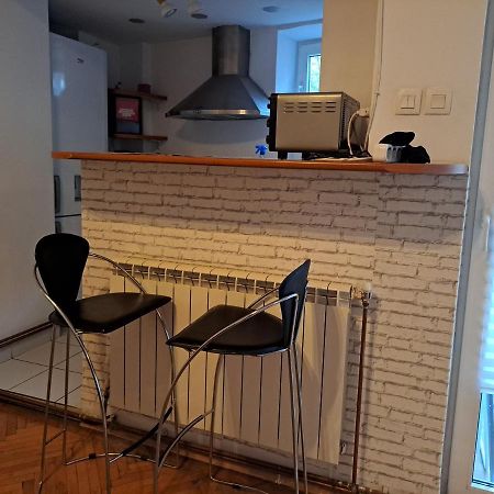 Downtown Apartment Piata Romana Бухарест Екстер'єр фото