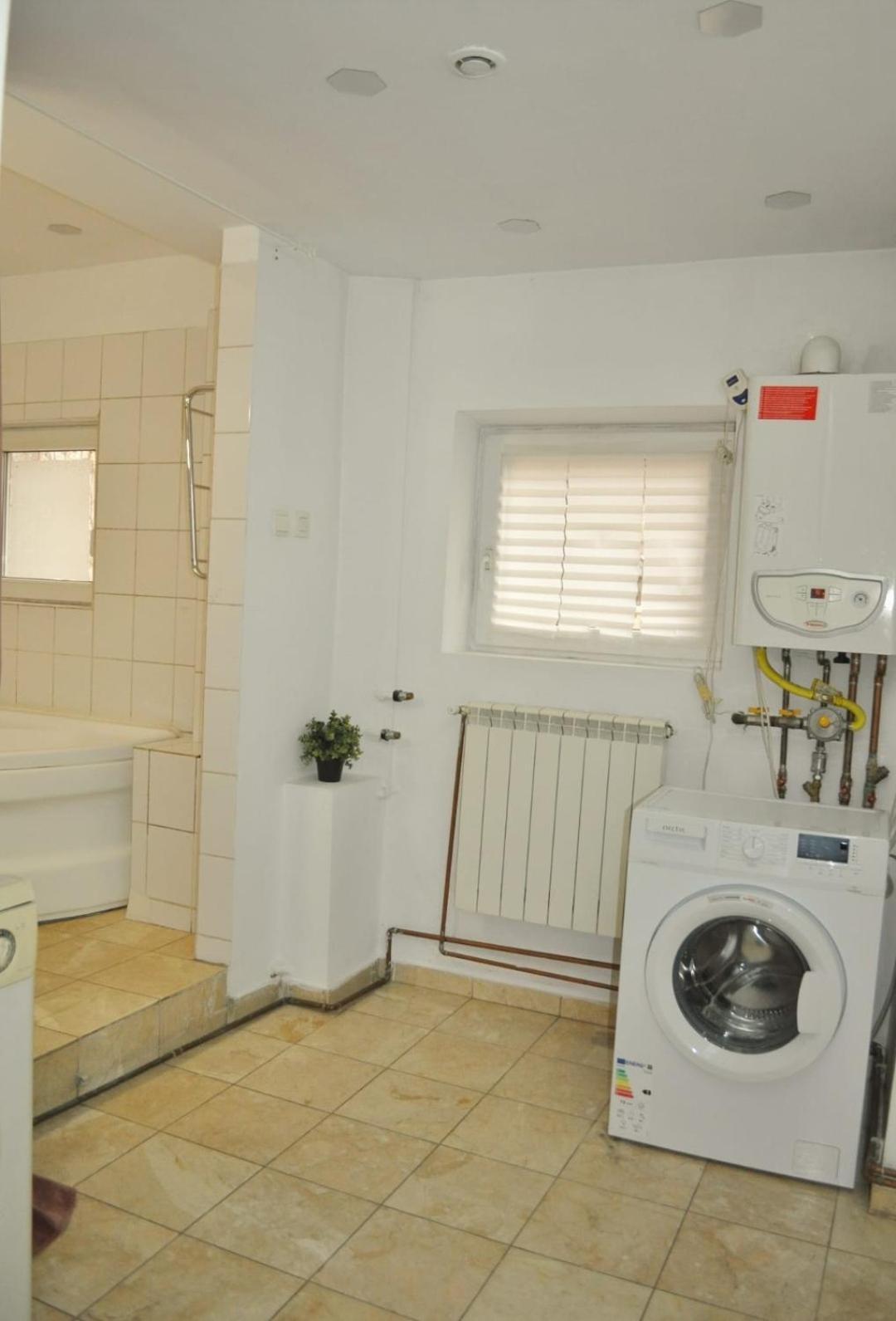 Downtown Apartment Piata Romana Бухарест Екстер'єр фото